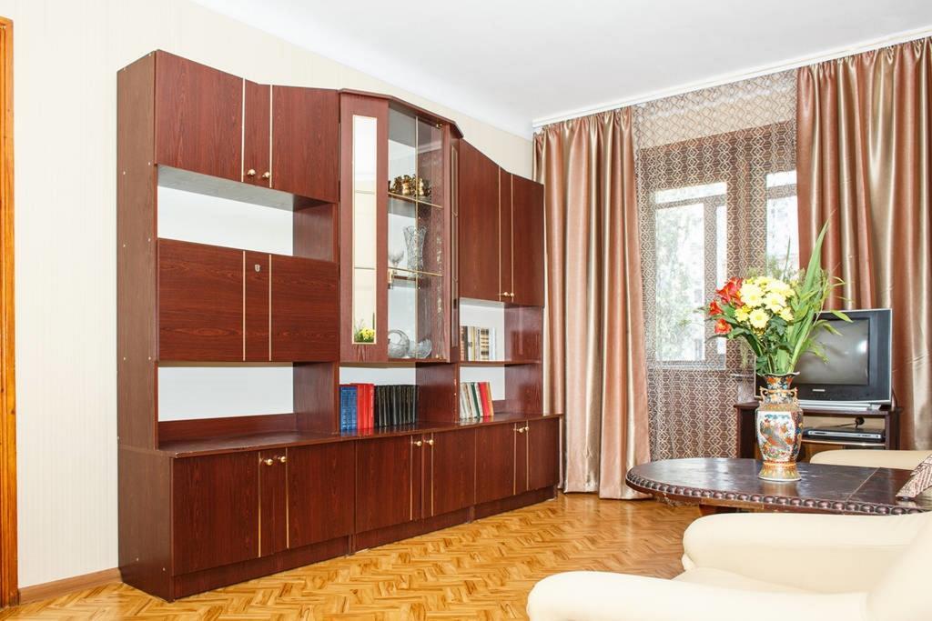 Apartment On Yatsenka Street Near Intourist Hotel Zaporizhia Exterior foto